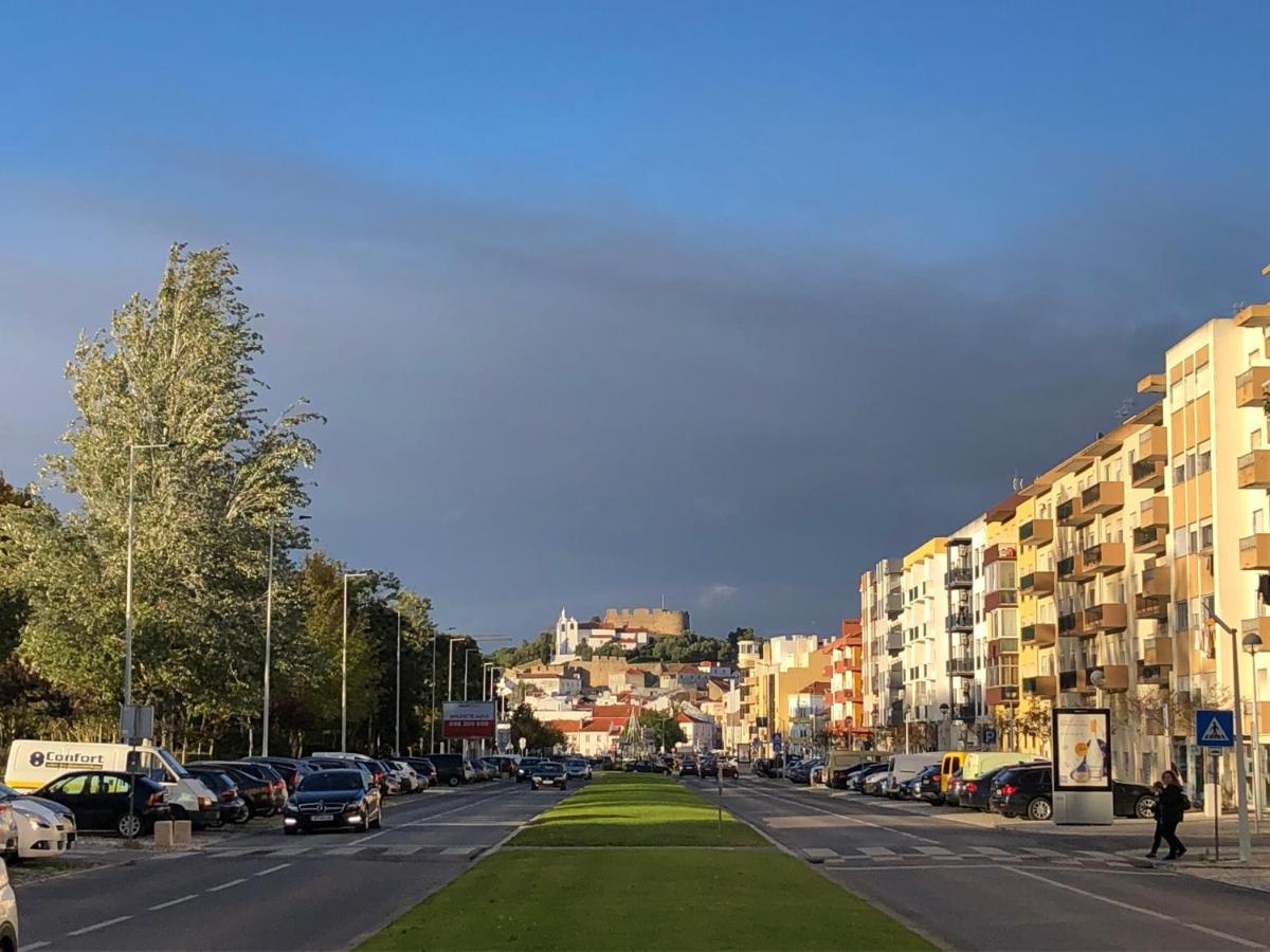 Apartamento Torres Vedras Centro المظهر الخارجي الصورة